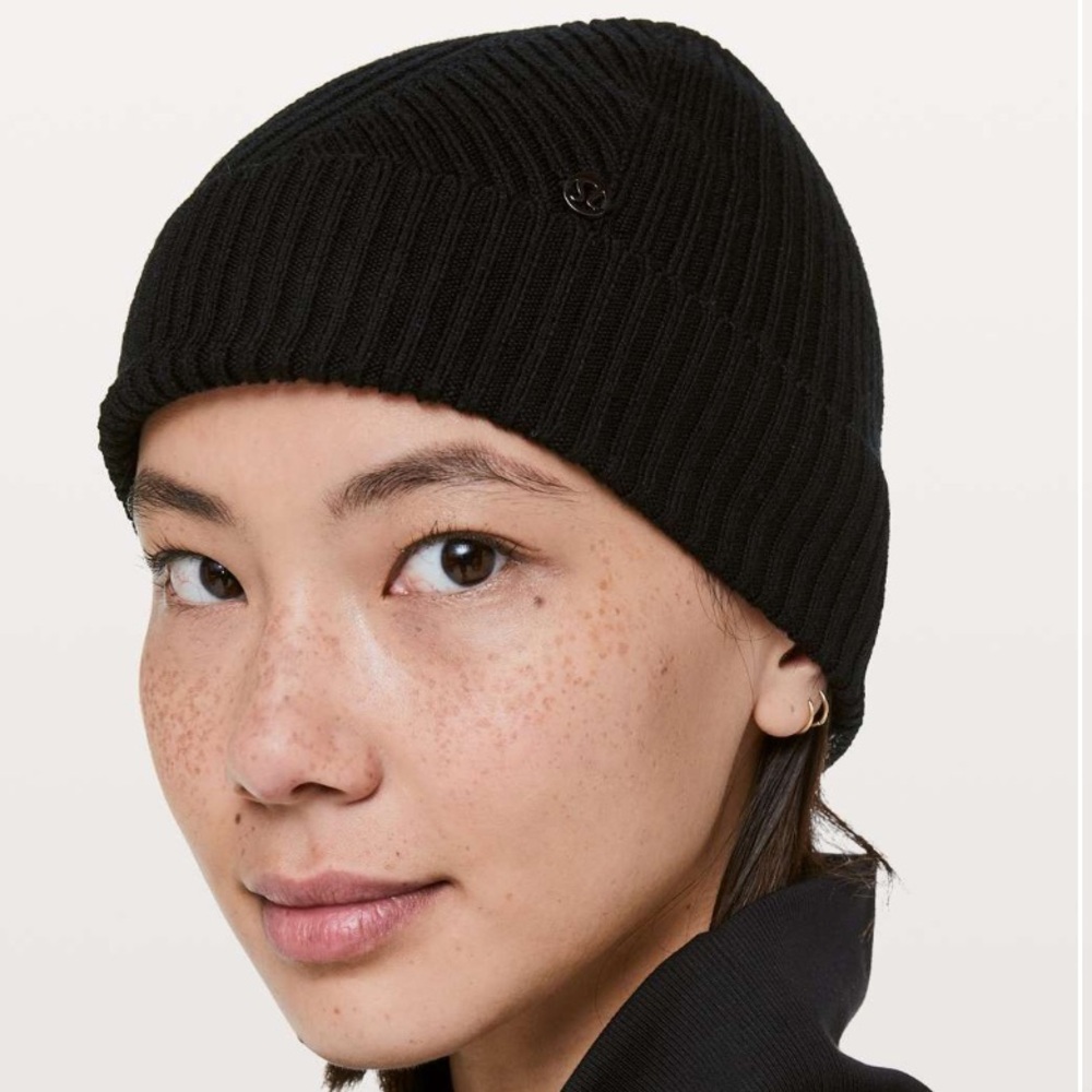 Lululemon Twist of Cozy Knit Beanie